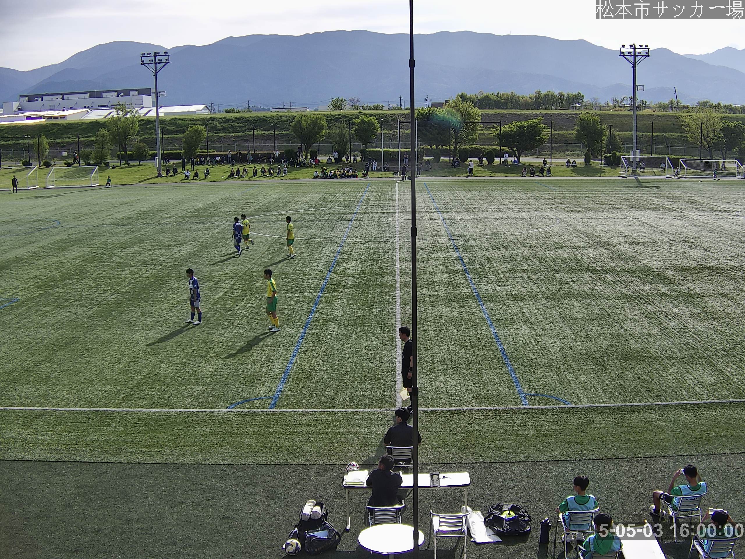 松本市サッカー場の映像