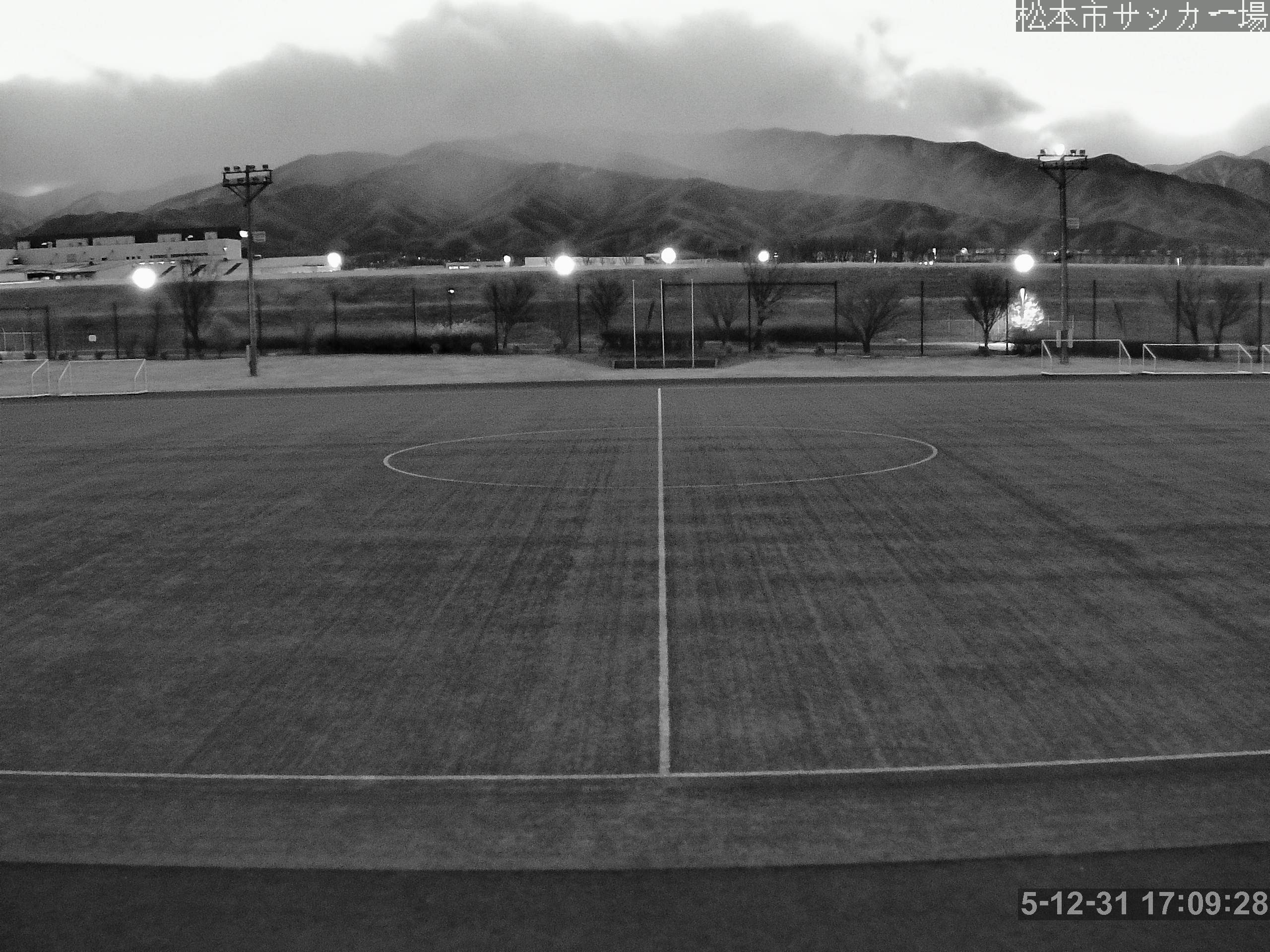 松本市サッカー場の映像